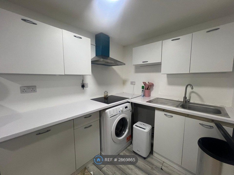 Property photo 3 of 3