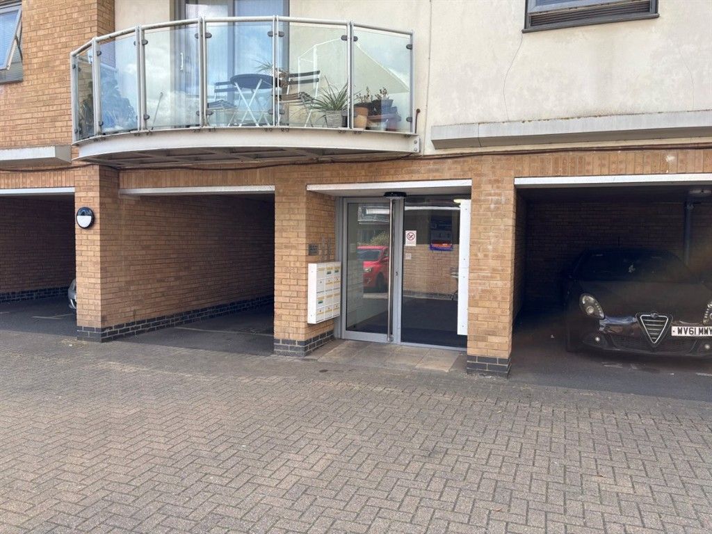 Property photo 2 of 7