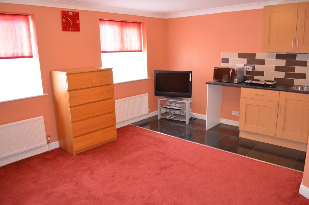 Property photo 1 of 4