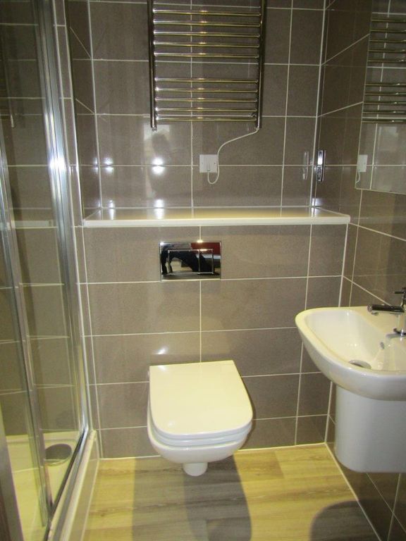 Property photo 3 of 3