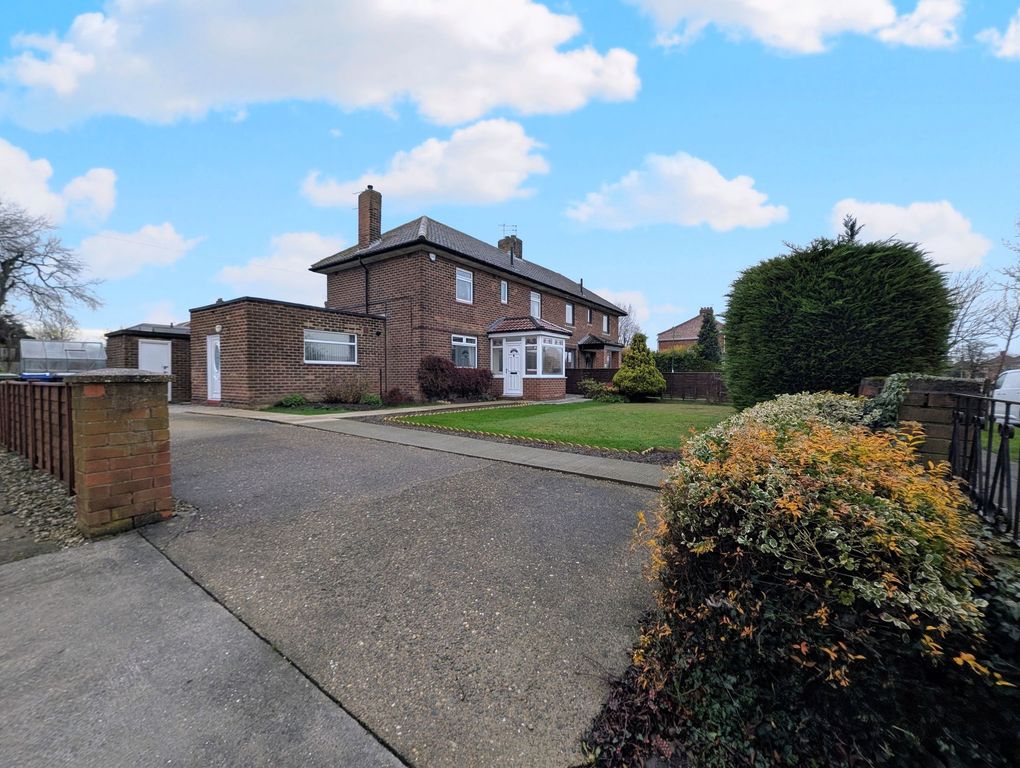 Property photo 1 of 25