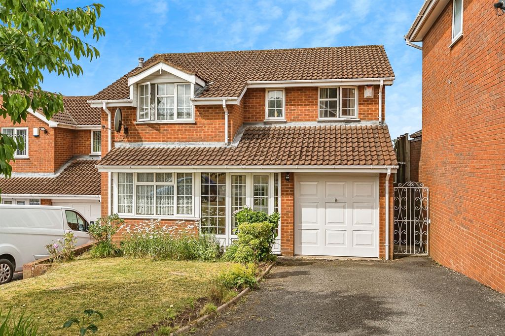Property photo 1 of 17
