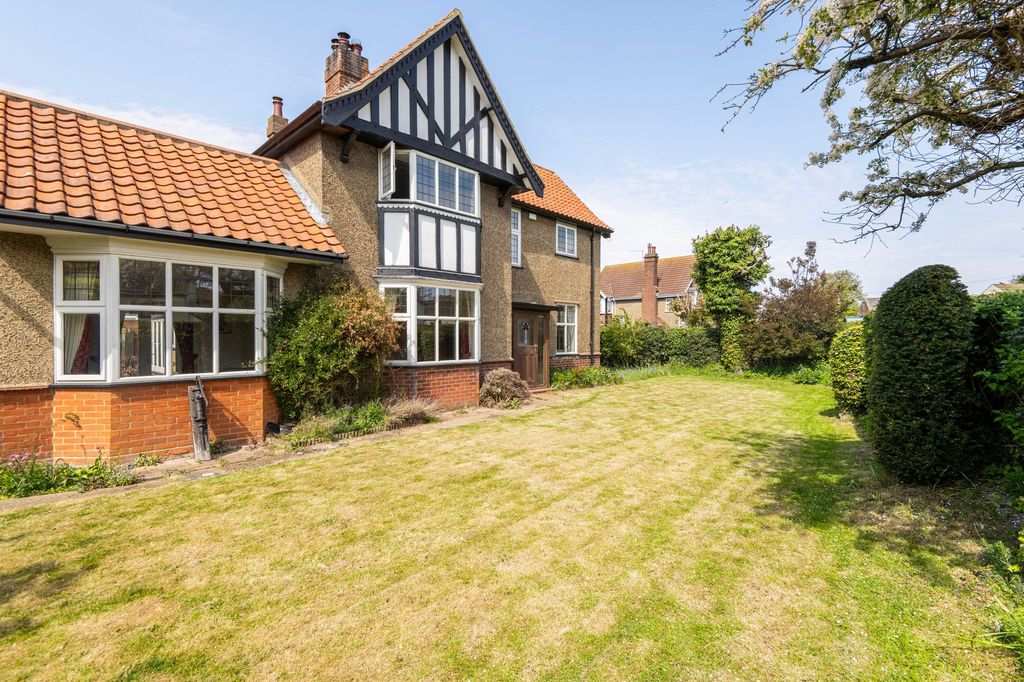 Property photo 1 of 29