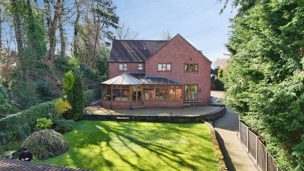 Property photo 2 of 37 3479235