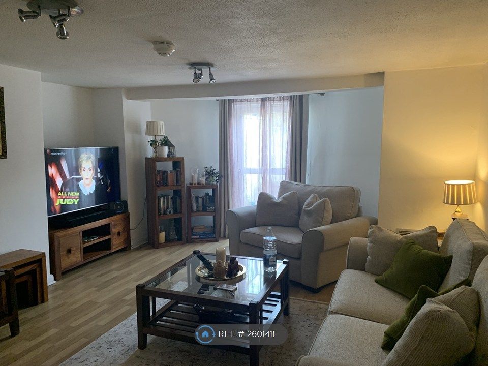 Property photo 3 of 8
