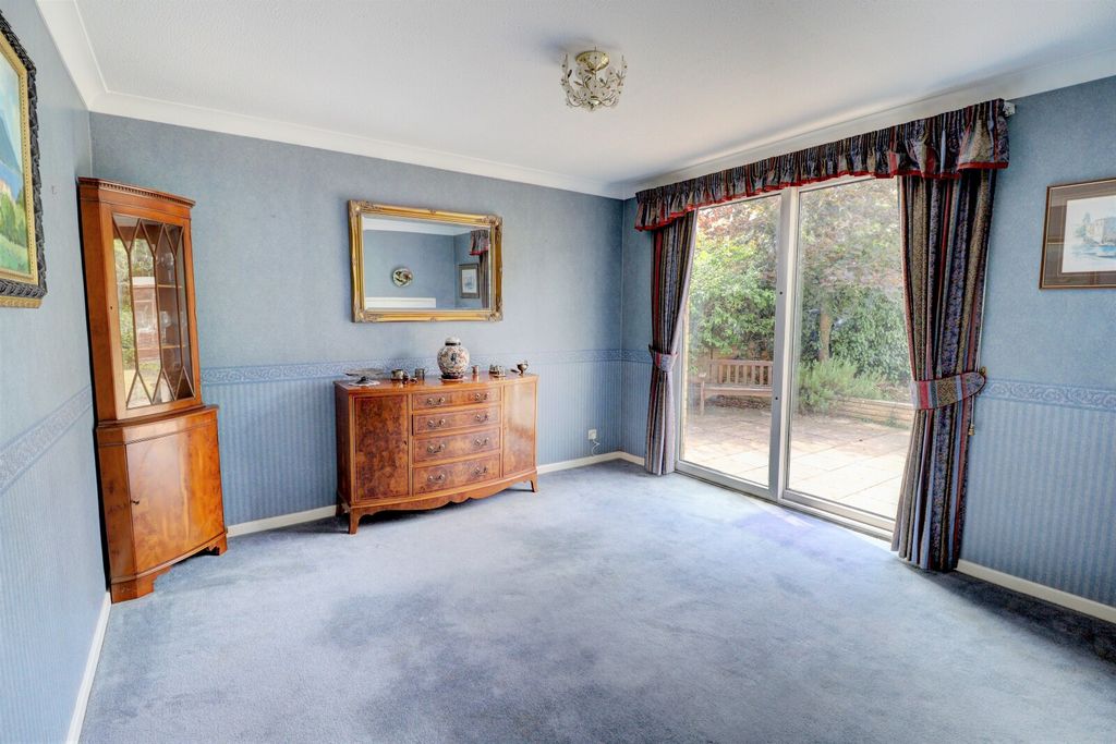 Property photo 3 of 17 Picture No. 05