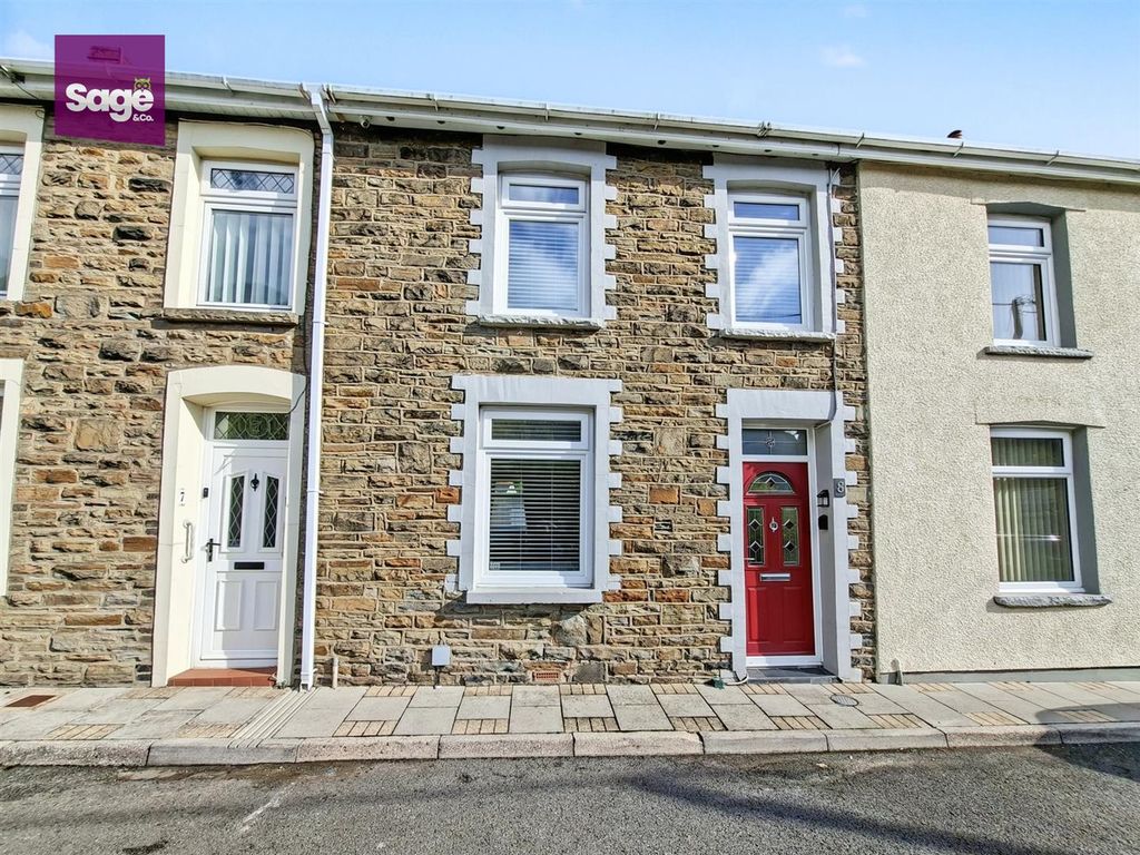 Property photo 1 of 31