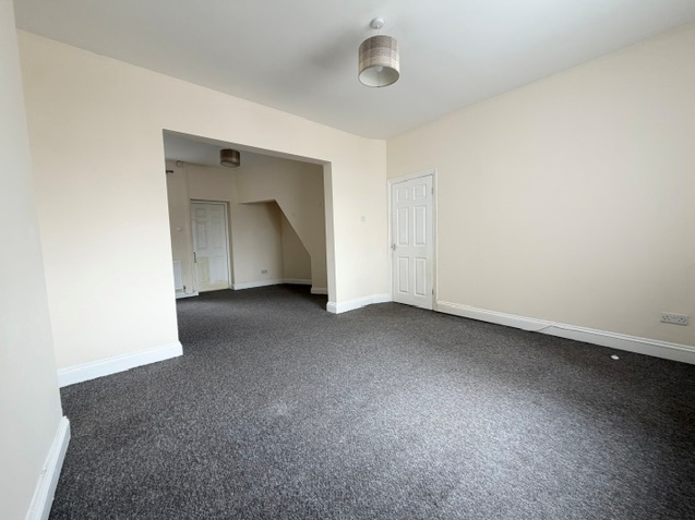 Property photo 2 of 10 Photo 2