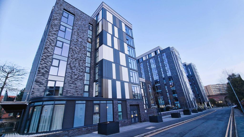 Property photo 1 of 27 Front (Exterior)