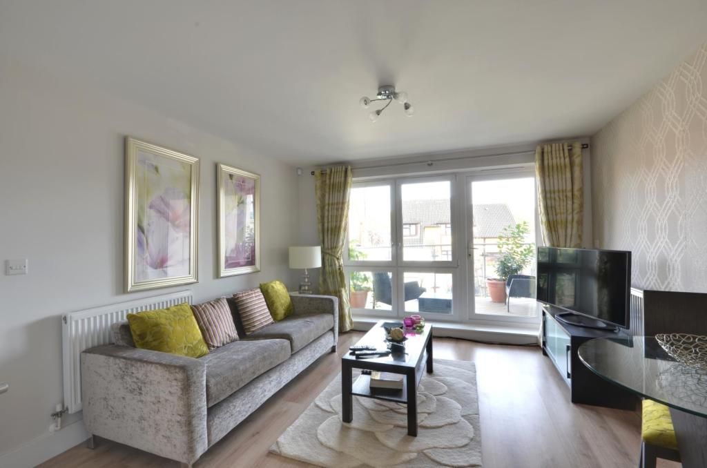 Property photo 2 of 8 6B35cd05Fc1d7398F2547Fe3Deaa7Deb (002)