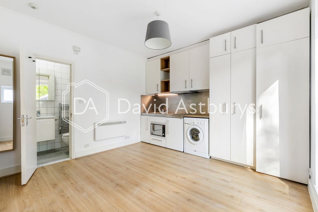 Property photo 3 of 9 270220254_Daisl_400c Camden Road _N7 0Sj_006