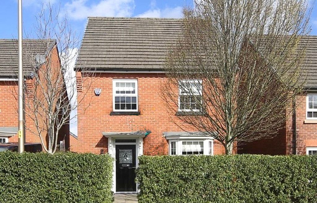 Property photo 1 of 28