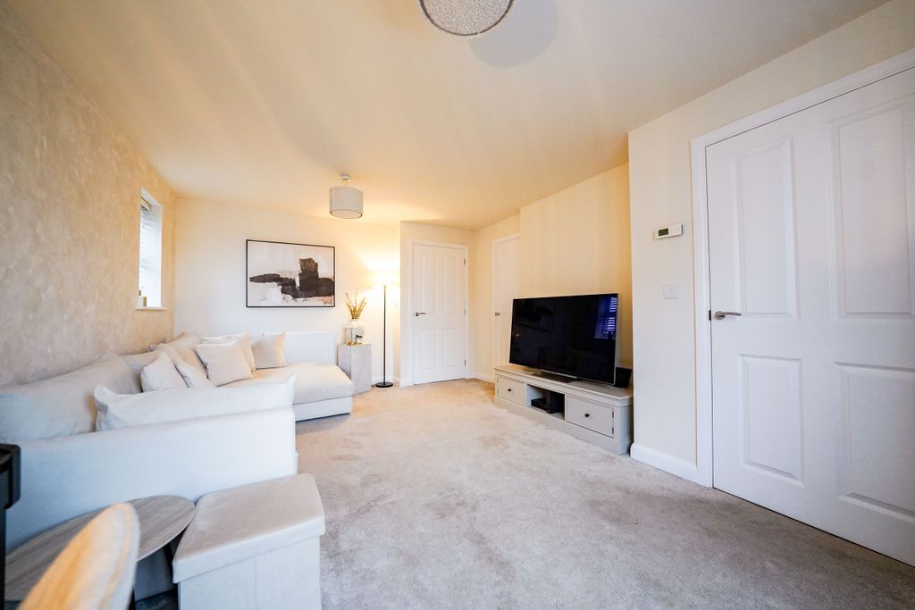 Property photo 3 of 19 Dsc04679