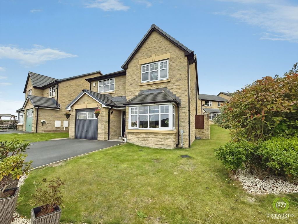 Property photo 1 of 48