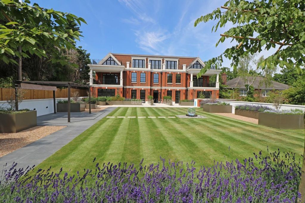 Additional image 17 of 2 bed flat to rentBeech Hill, Hadley Wood EN4