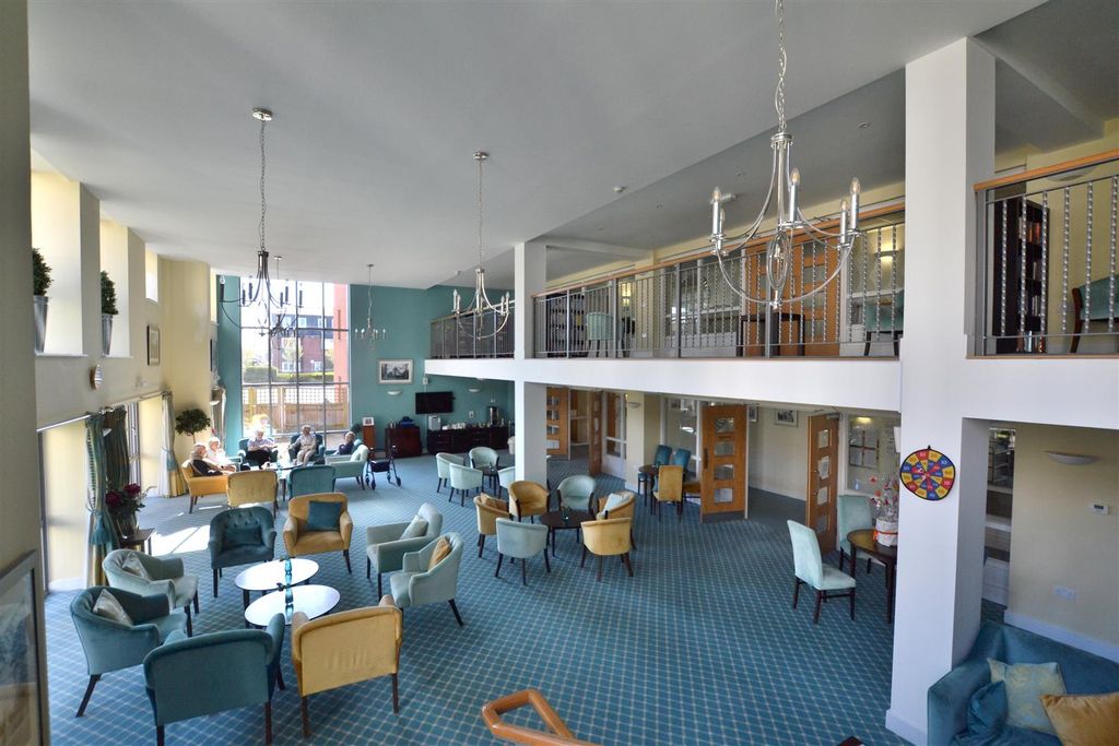 Additional image 14 of 2 bed flat for saleKings Place, Fleet GU51