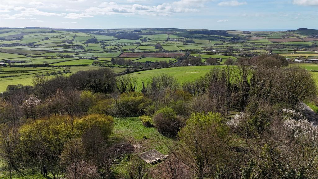 Property photo 3 of 7 4.Jpg