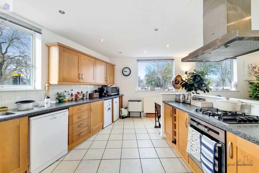 Property photo 1 of 11 2 Gh 6