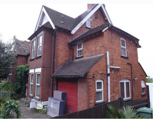 Property photo 1 of 2