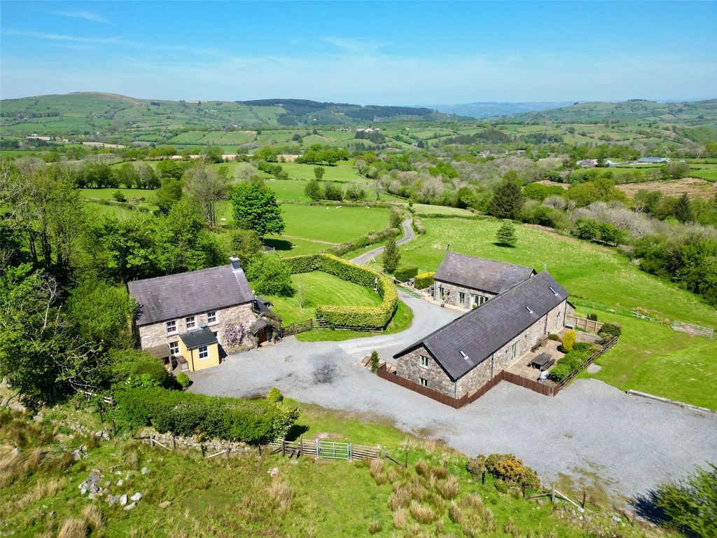 Property photo 1 of 47 Picture No. 67