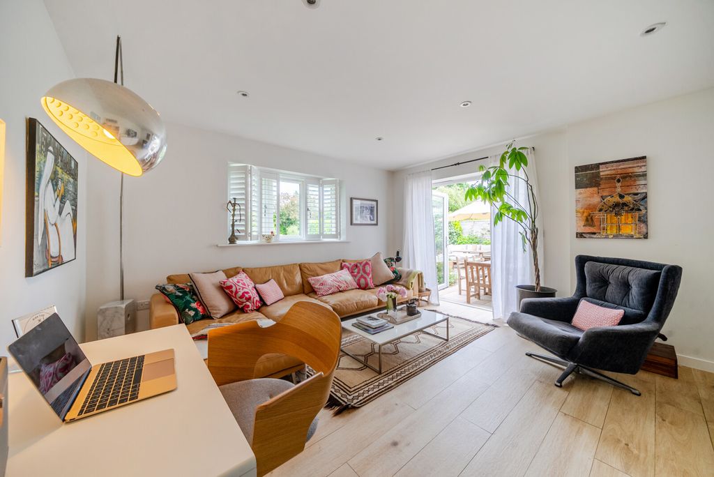 Property photo 3 of 24 1459710-9-6A0Afe6...