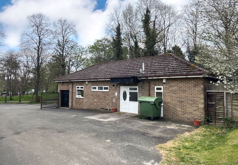 Property photo 1 of 9 Photo 2