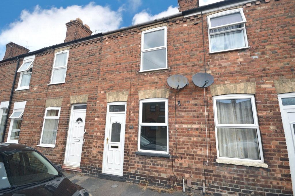 Property photo 1 of 9 Front