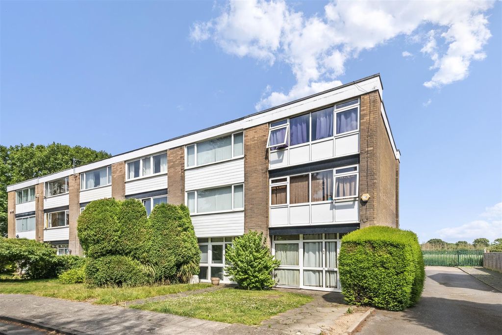 Property photo 1 of 21 Dsc_1359 (1).Jpg
