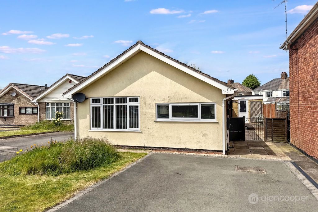 Property photo 1 of 12 5157841