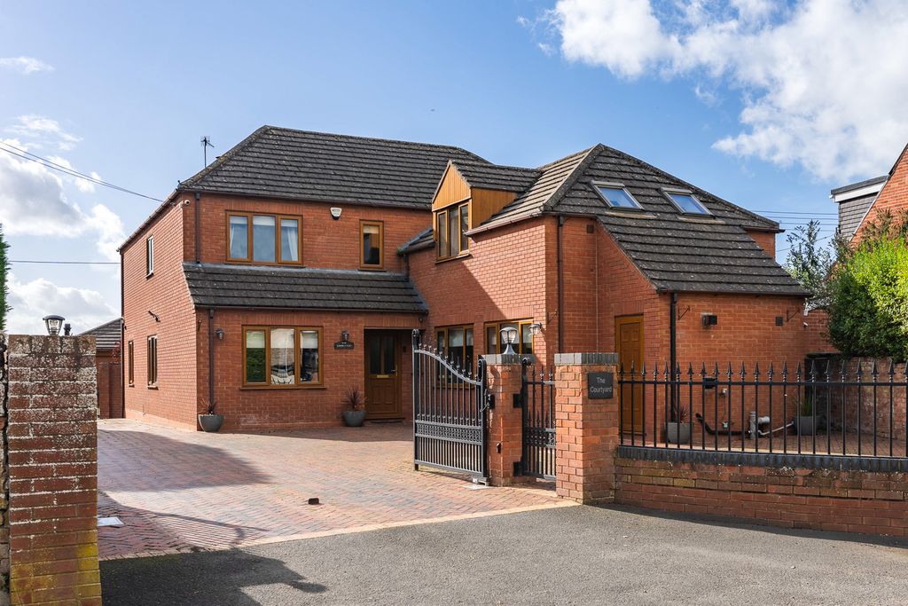 Property photo 1 of 49