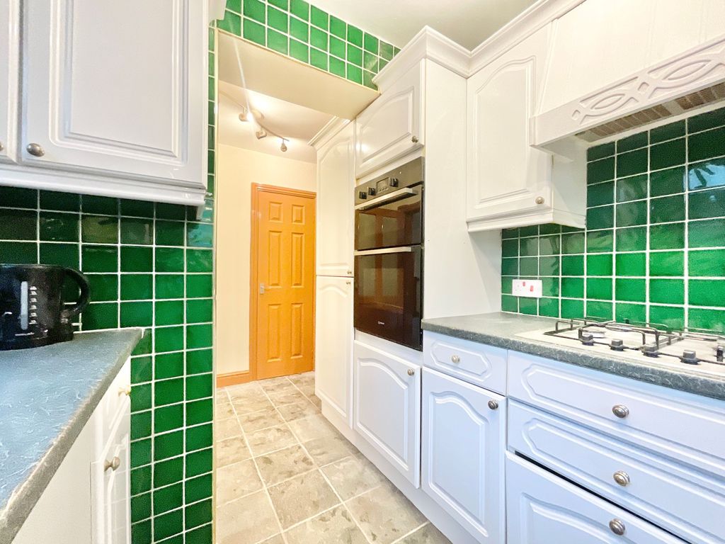 Property photo 3 of 24