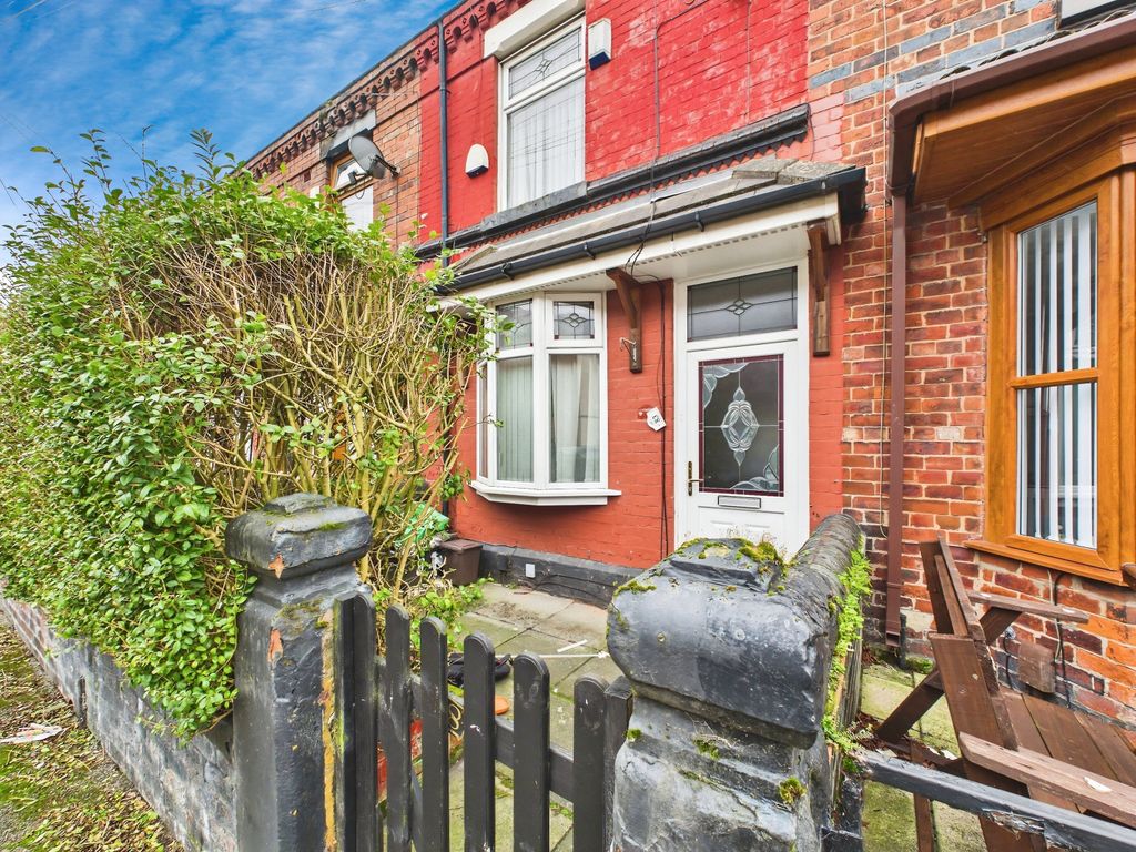 Property photo 1 of 18