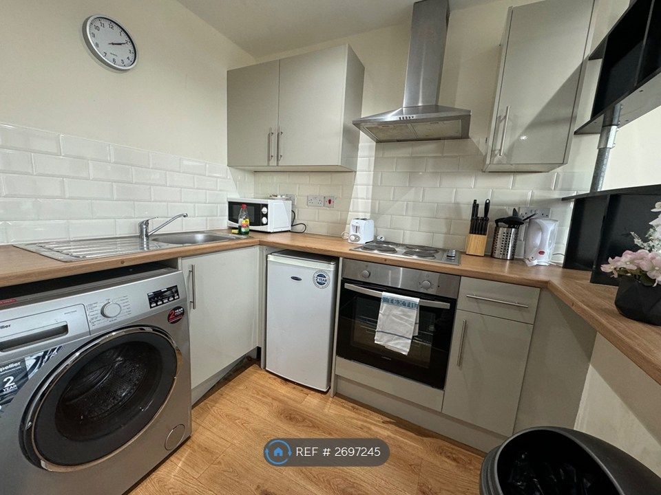 Property photo 3 of 6