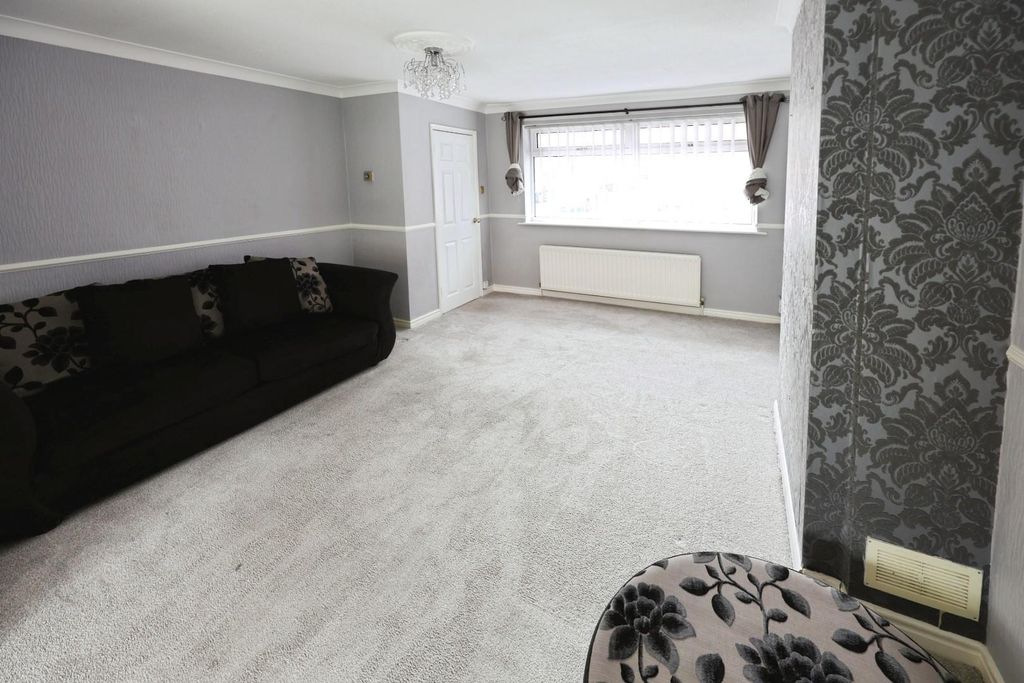 Property photo 3 of 9 42F0De6c-Pk7A2196.Jpg