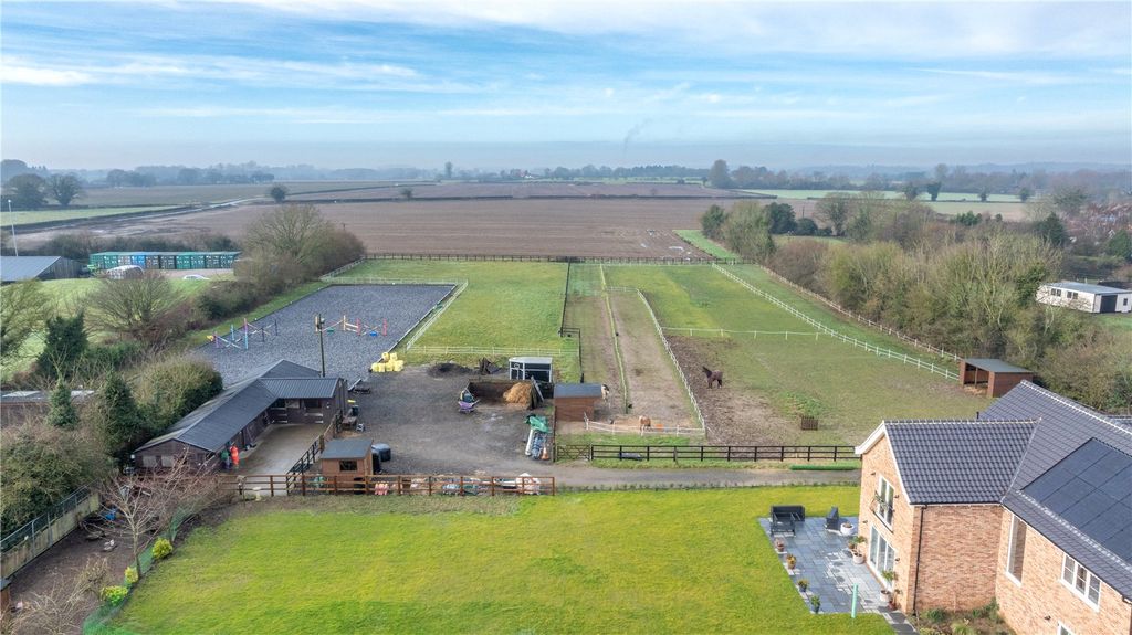 Property photo 2 of 47 Picture No. 55