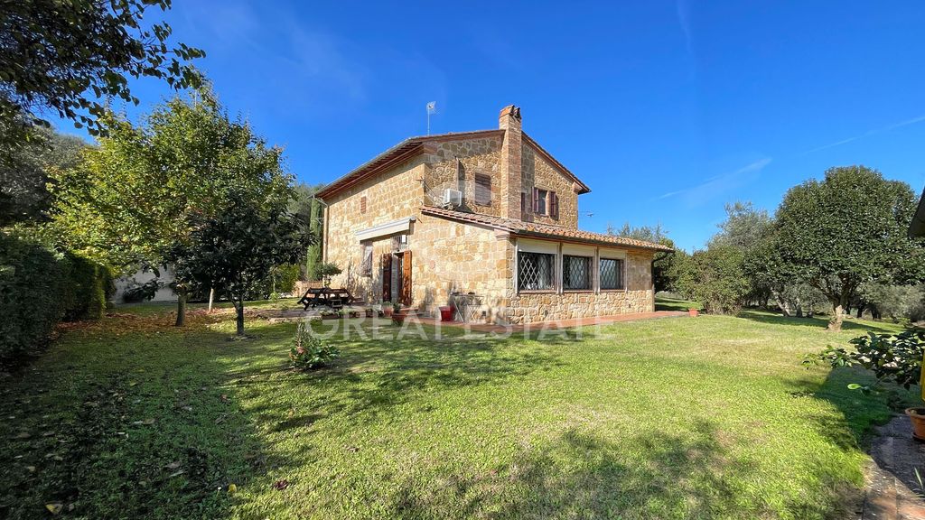 Property photo 2 of 32
