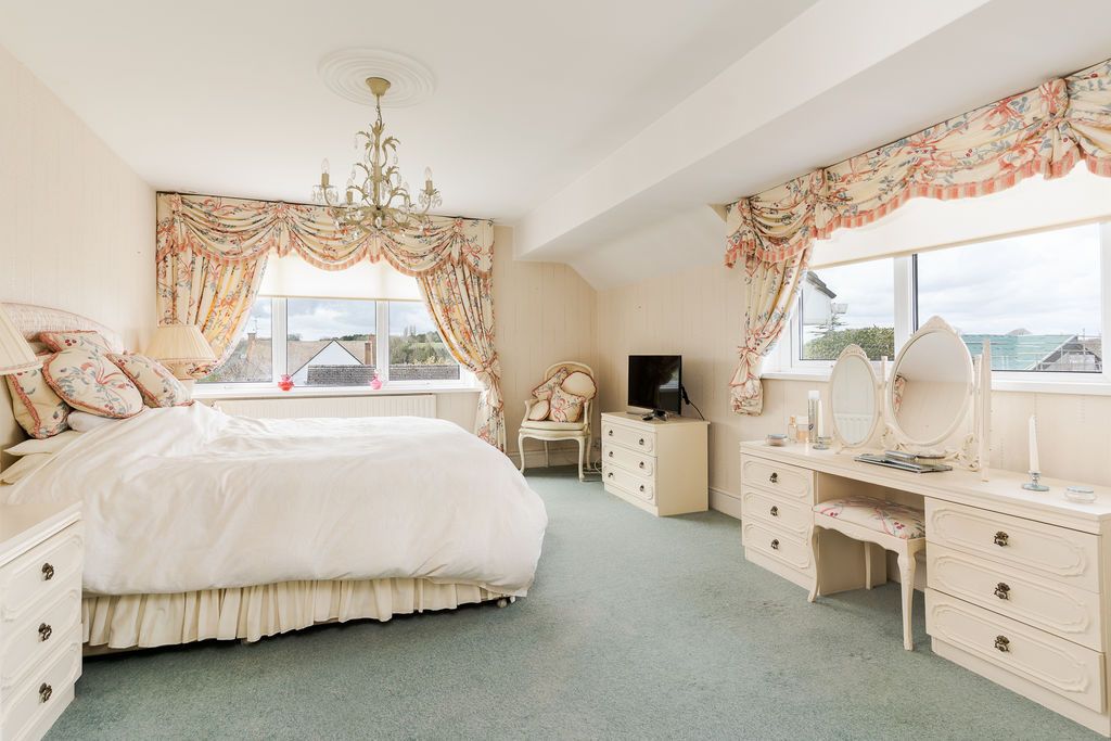 Additional image 10 of 4 bed detached house for saleWhitcliffe Drive, Penarth CF64