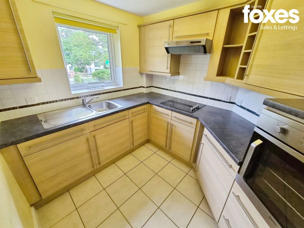 Property photo 2 of 14 5262851