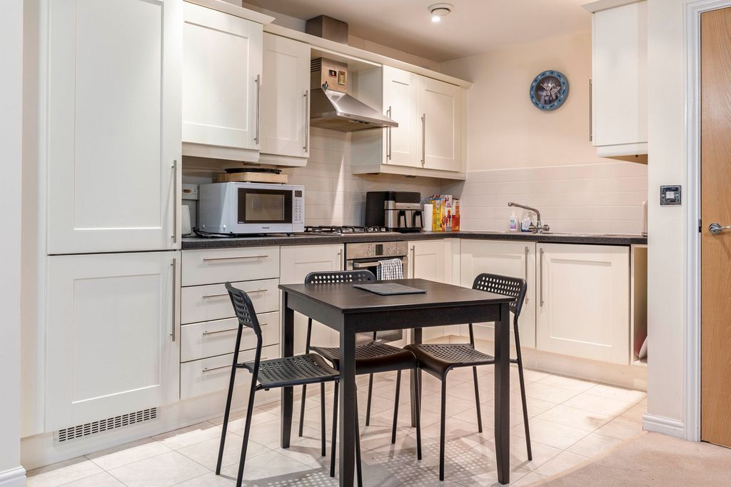 Property photo 2 of 15 Kitchen