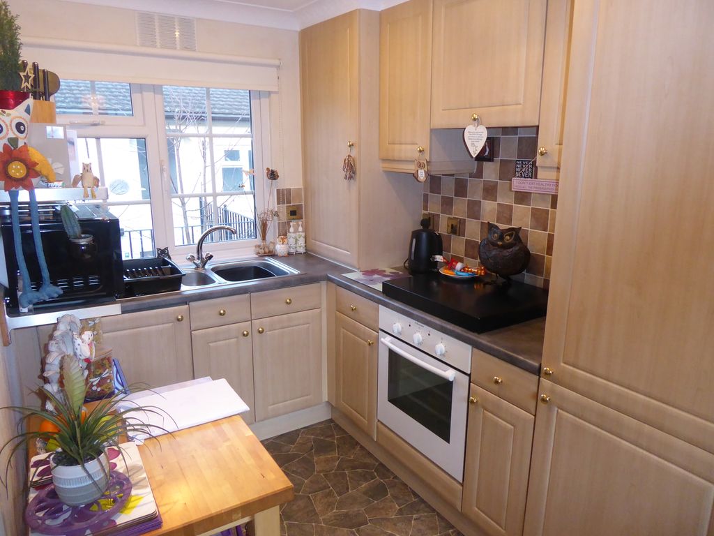 Property photo 2 of 13