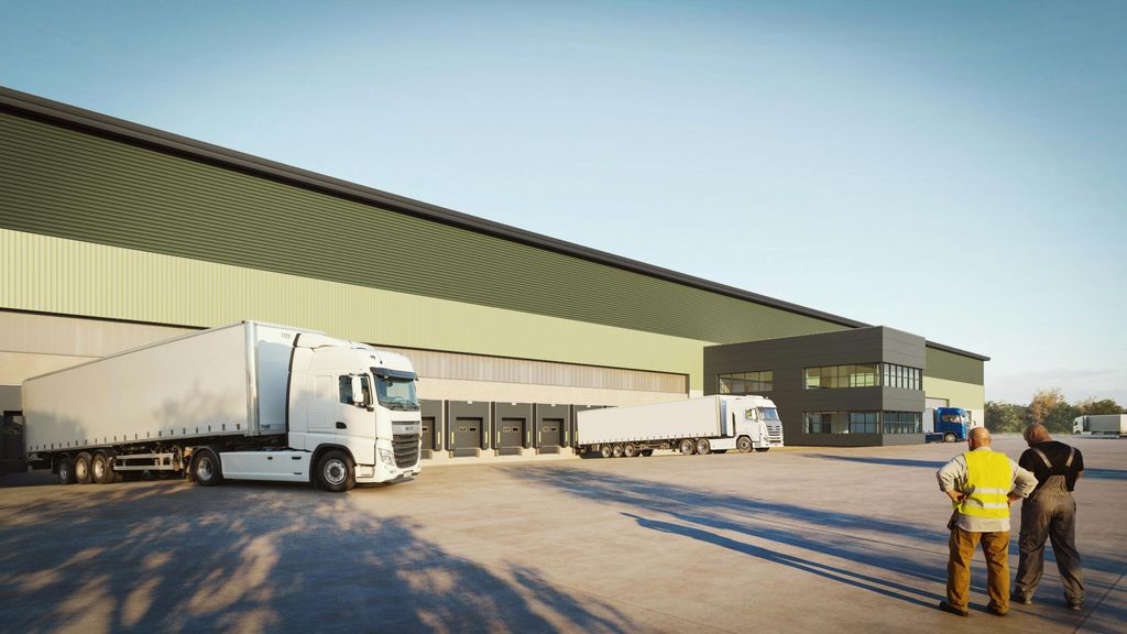 Property photo 3 of 7 Loading Yard G.Jpg