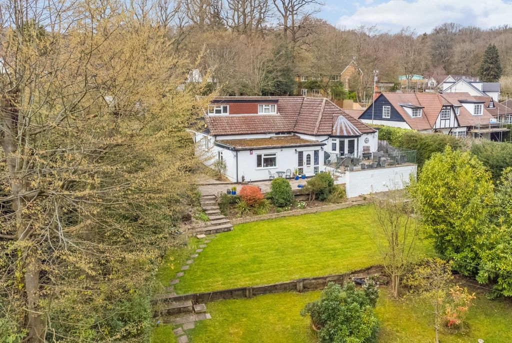 Property photo 1 of 28 Picture No. 02