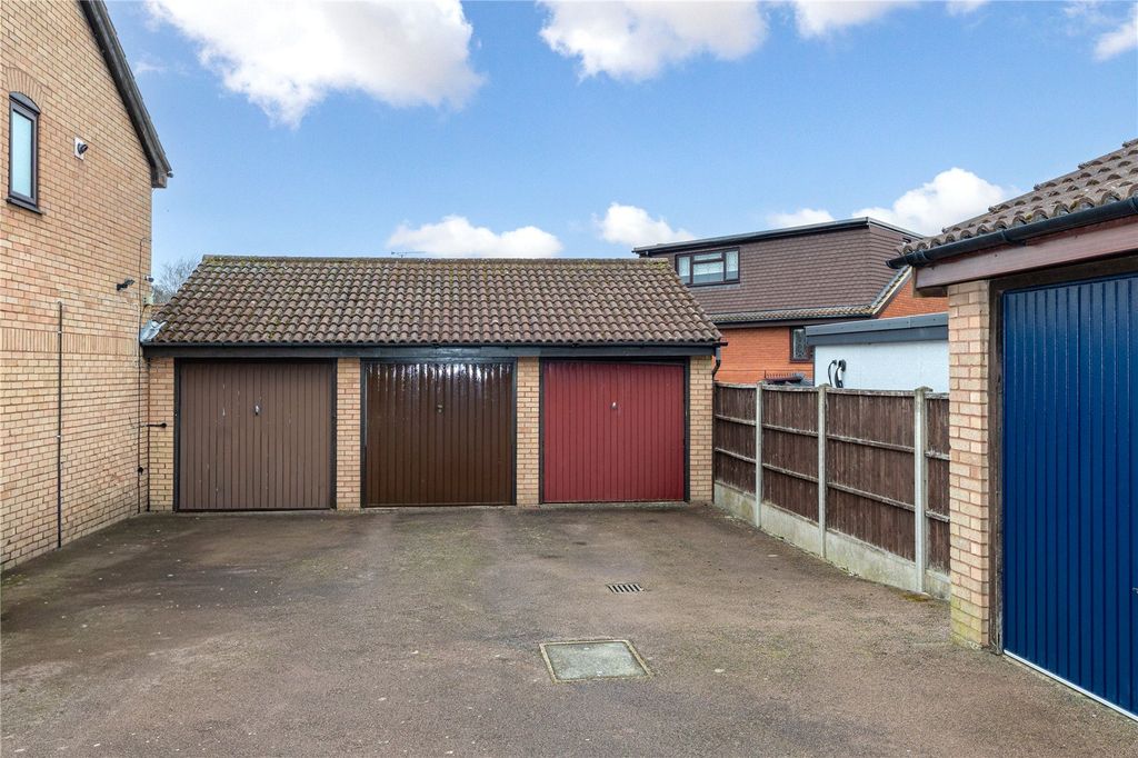 Property photo 3 of 20 Picture No. 27