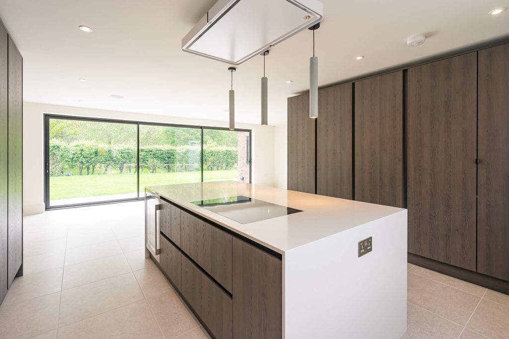 Property photo 3 of 25 Dsc08282