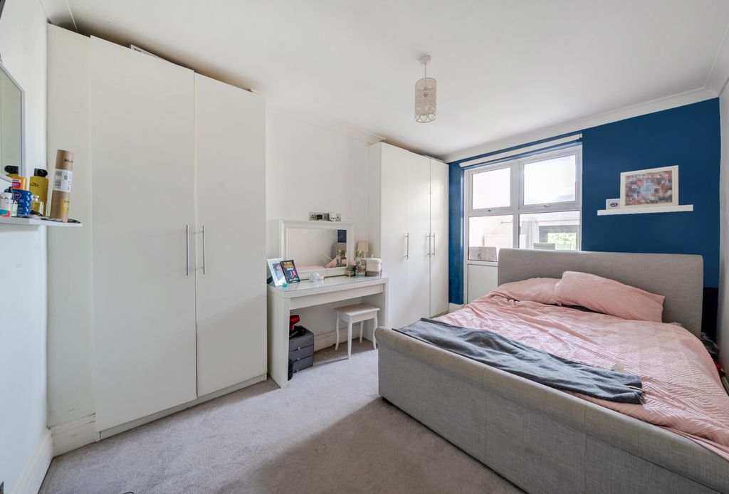 Property photo 2 of 10 1332401-4-689F392...