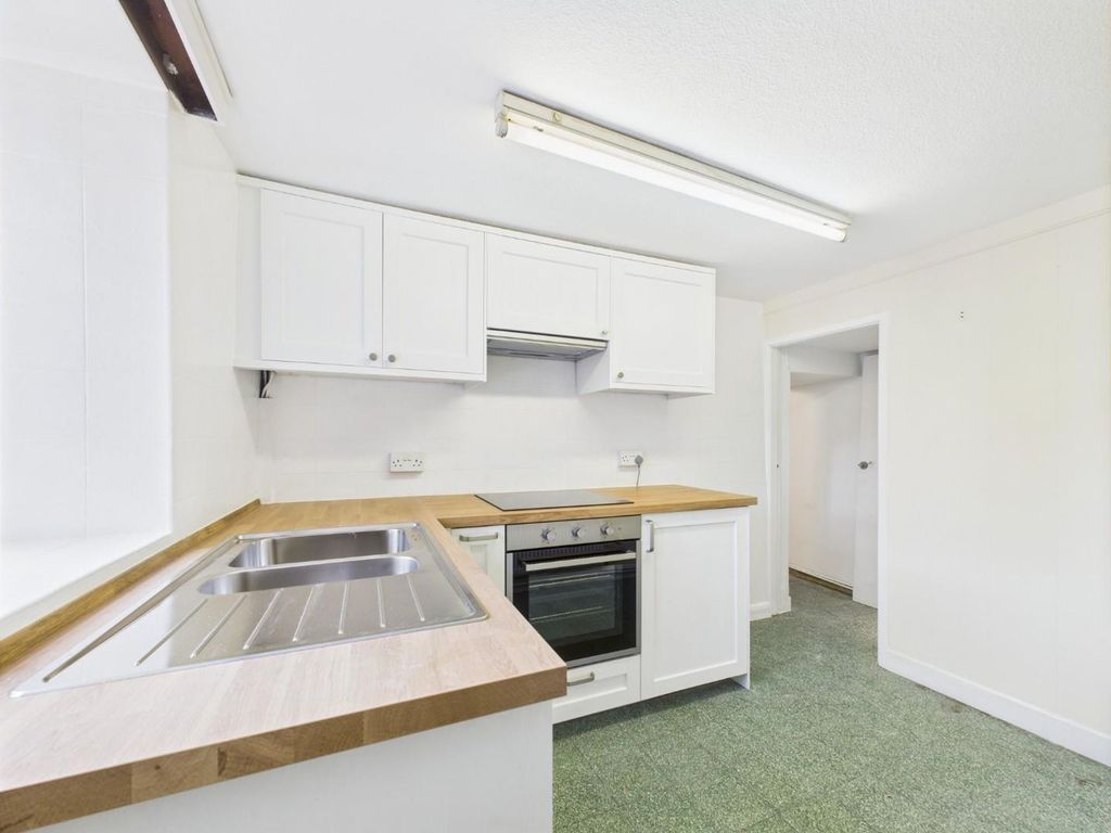 Property photo 2 of 34 Kitchen