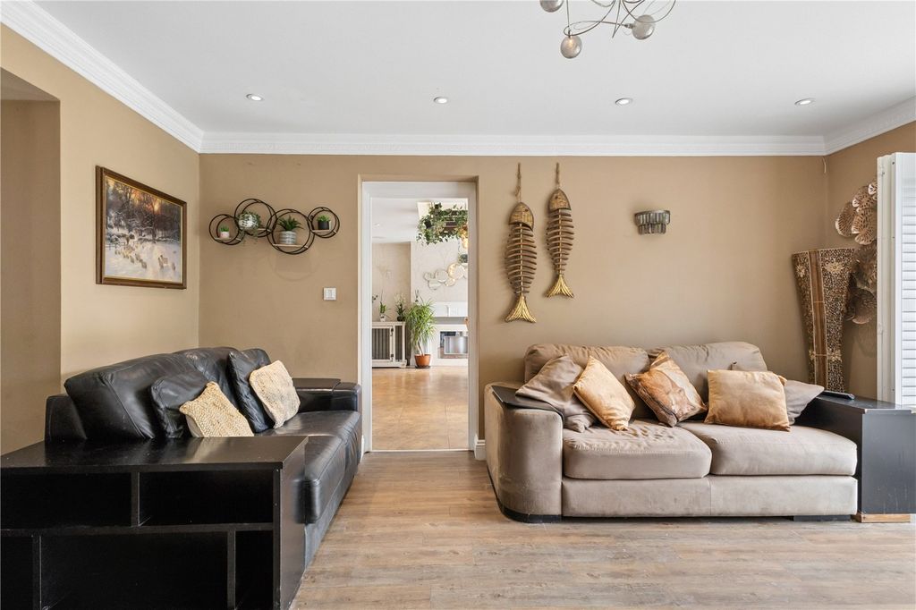 Property photo 3 of 32 Reception Room