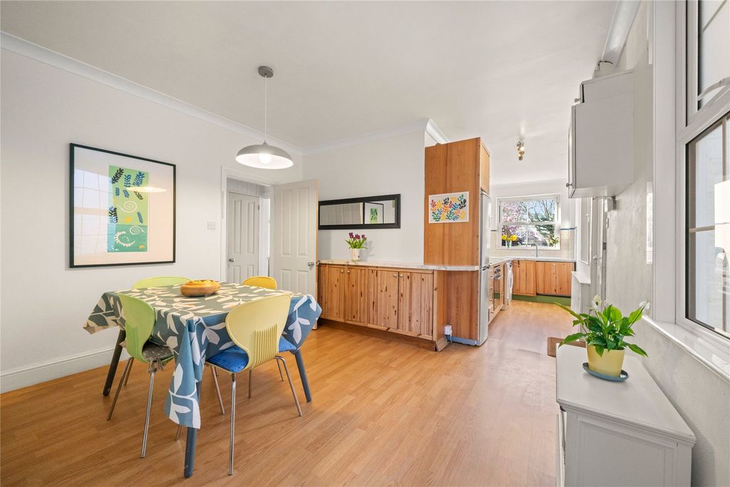 Property photo 3 of 11 Picture No. 05