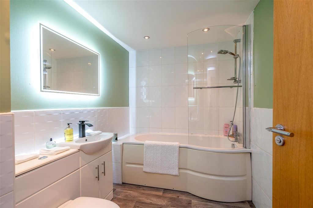 Additional image 19 of 2 bed flat for saleJardine Place, Bathgate EH48