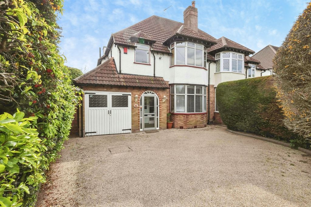 Property photo 1 of 18